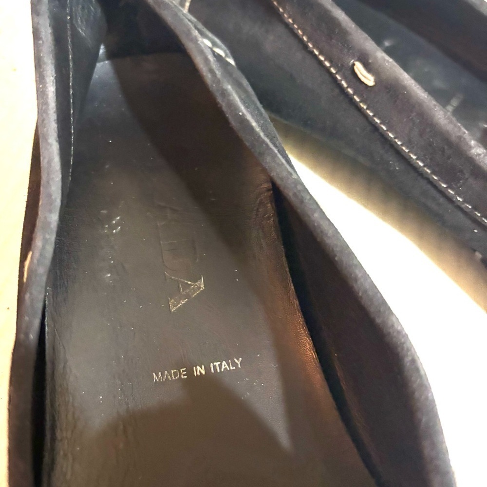 Prada vintage Black Suede Loafers with Silver Chain Accent size 40 - Picture 6 of 8